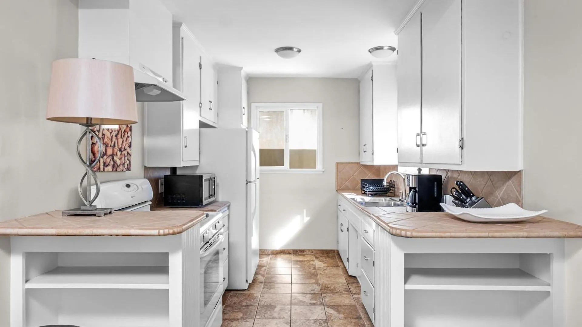 Beachside Apartment With Laundry Ac Patio Hermosa Beach